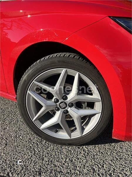 Usado Seat Ibiza FR 90 CV (66 kW) 2021 Rojo Utilitario