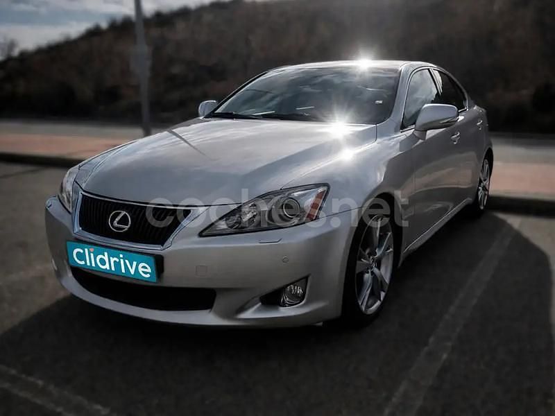 Usado Lexus IS250 Sport Line 208 CV (152 kW) 2010 Gris / plata Berlina