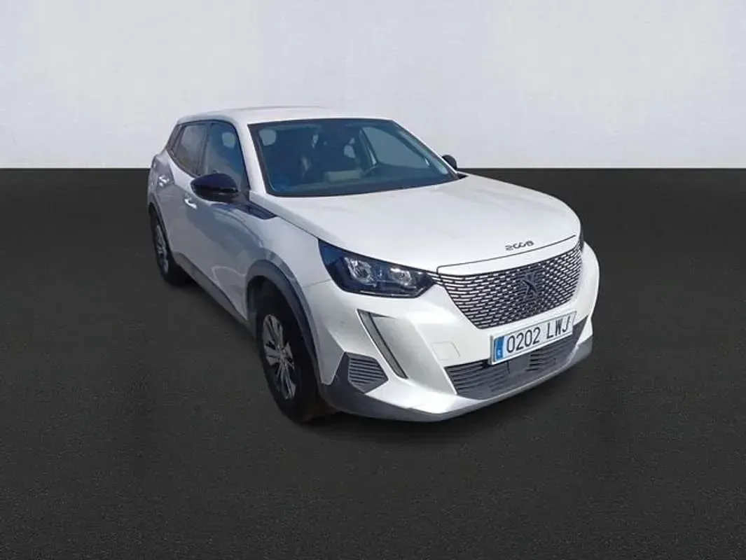 Usado Peugeot e-2008 Active 100 kW (136 CV) 2022 Blanco SUV