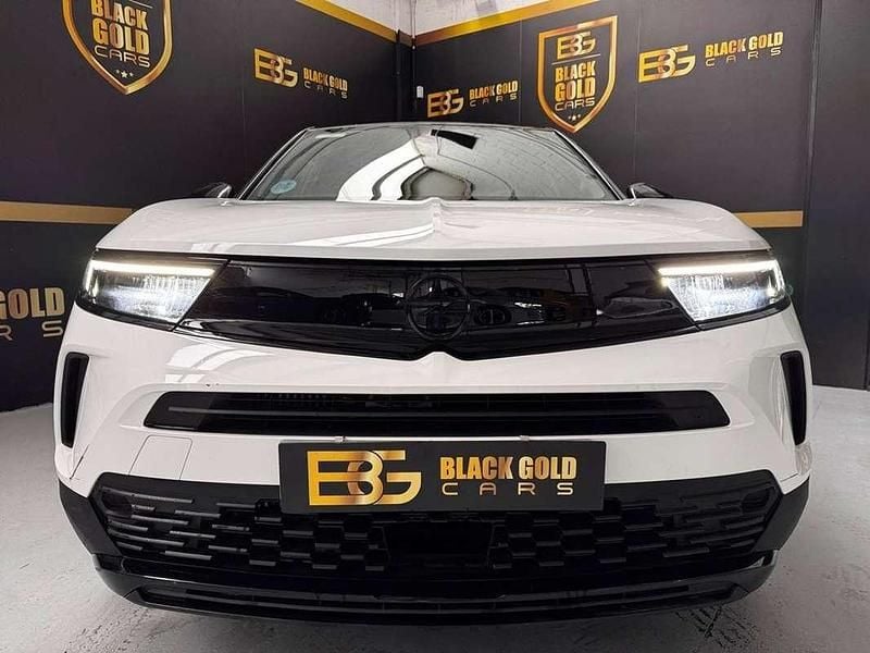 Usado Opel Mokka GS Line 110 CV (80 kW) 2022 Blanco SUV
