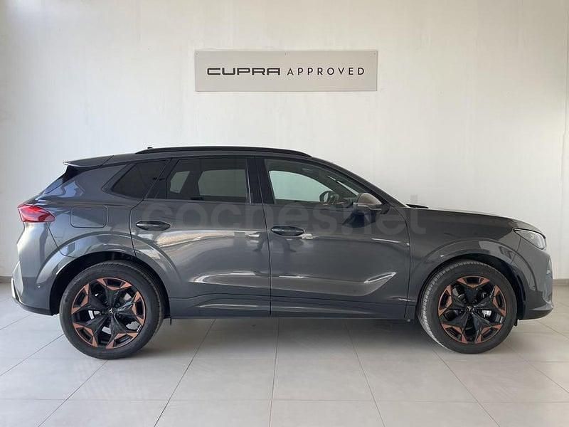 Usado Cupra Terramar 204 CV (150 kW) 2025 Gris / plata SUV