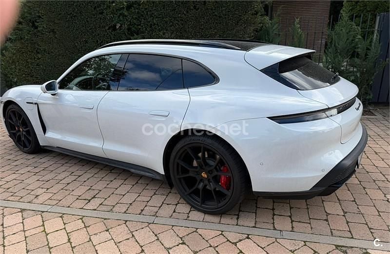 Usado Porsche Taycan Sport Turismo 300 kW (408 CV) 2022 Eléctrico Familiar