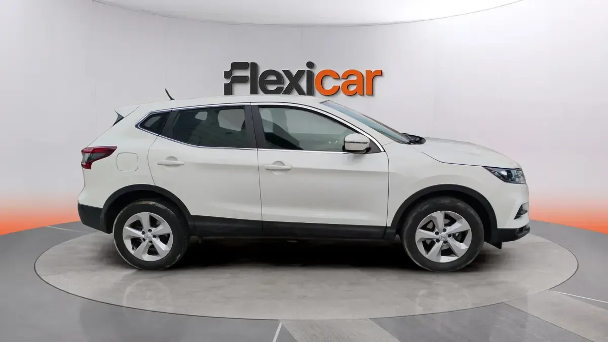 Usado Nissan Qashqai Acenta 140 CV (102 kW) 2018 Blanco SUV