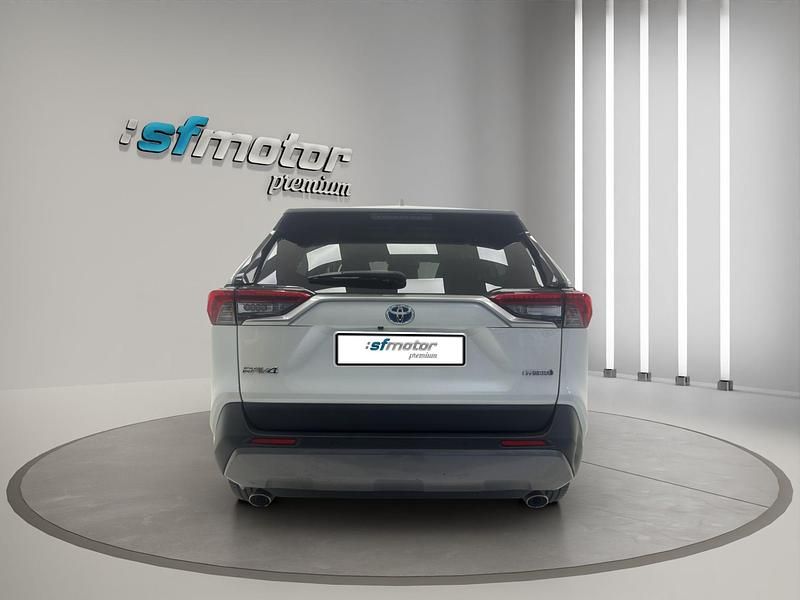 Usado Toyota RAV4 Hybrid Luxury 218 CV (160 kW) 2021 Blanco SUV