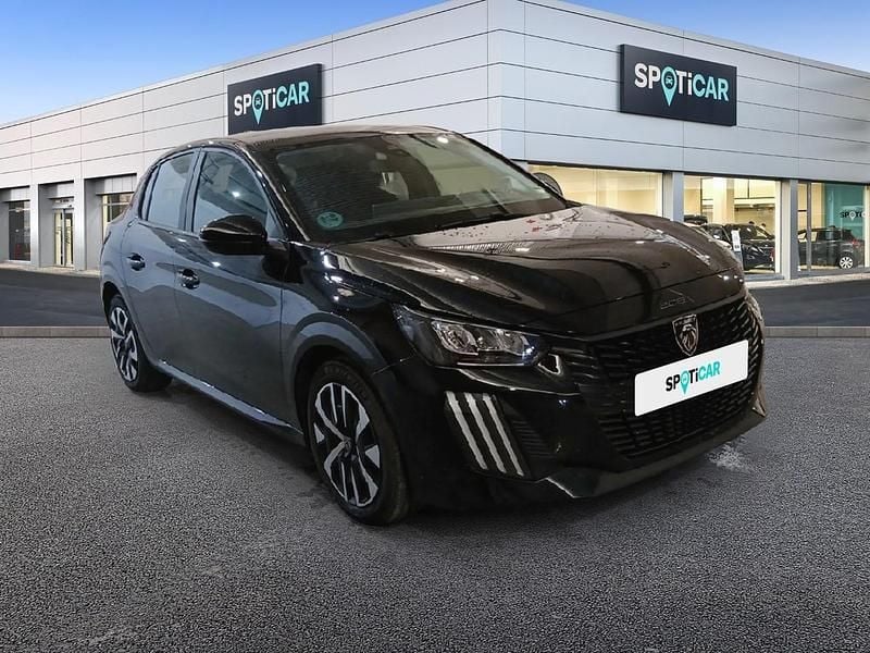 Usado Peugeot 208 Active 100 CV (73 kW) 2024 Negro Utilitario