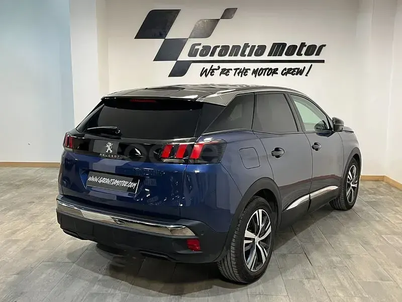 Usado Peugeot 3008 GT-line 225 CV (165 kW) 2020 Azul SUV
