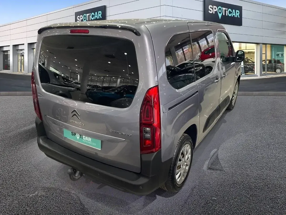 Usado Citroën Berlingo 102 CV (75 kW) 2022 Gris Monovolumen