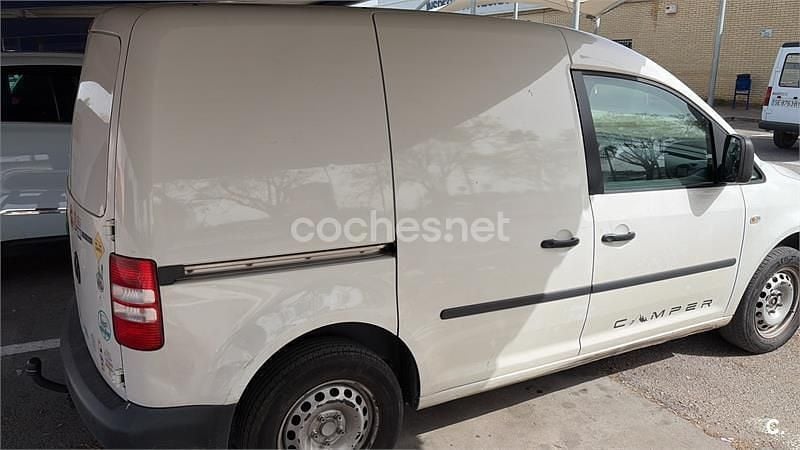 Usado VW Caddy Pro 75 CV (55 kW) 2015 Blanco Monovolumen