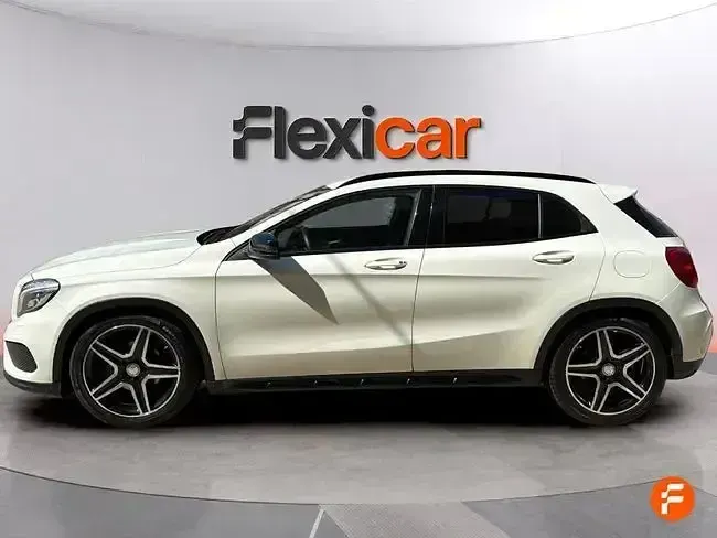 Usado Mercedes GLA200 AMG line 156 CV (114 kW) 2015 Blanco SUV