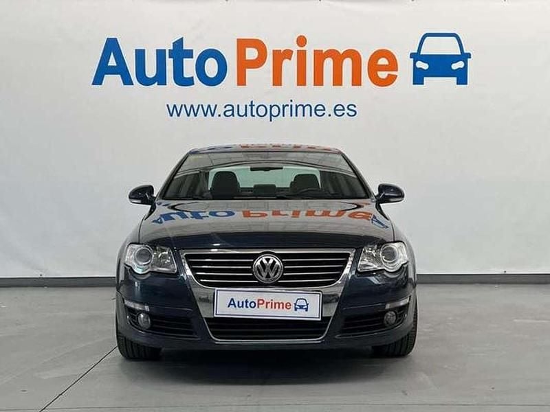 Usado VW Passat Advance 140 CV (102 kW) 2006 Azul Berlina