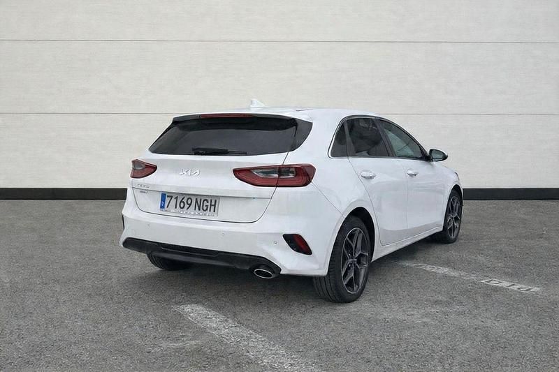 Nuevo Kia Ceed 140 CV (102 kW) 2025 Blanco Utilitario