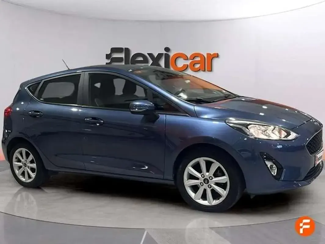 Usado Ford Fiesta Trend 101 CV (74 kW) 2019 Azul Utilitario