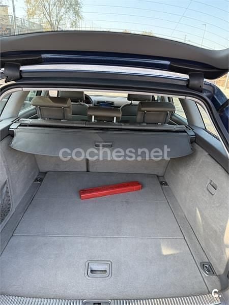 Usado Audi A4 140 CV (102 kW) 2005 Azul Berlina