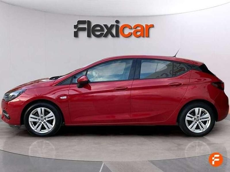 Usado Opel Astra GS Line 131 CV (96 kW) 2020 Burdeos Utilitario