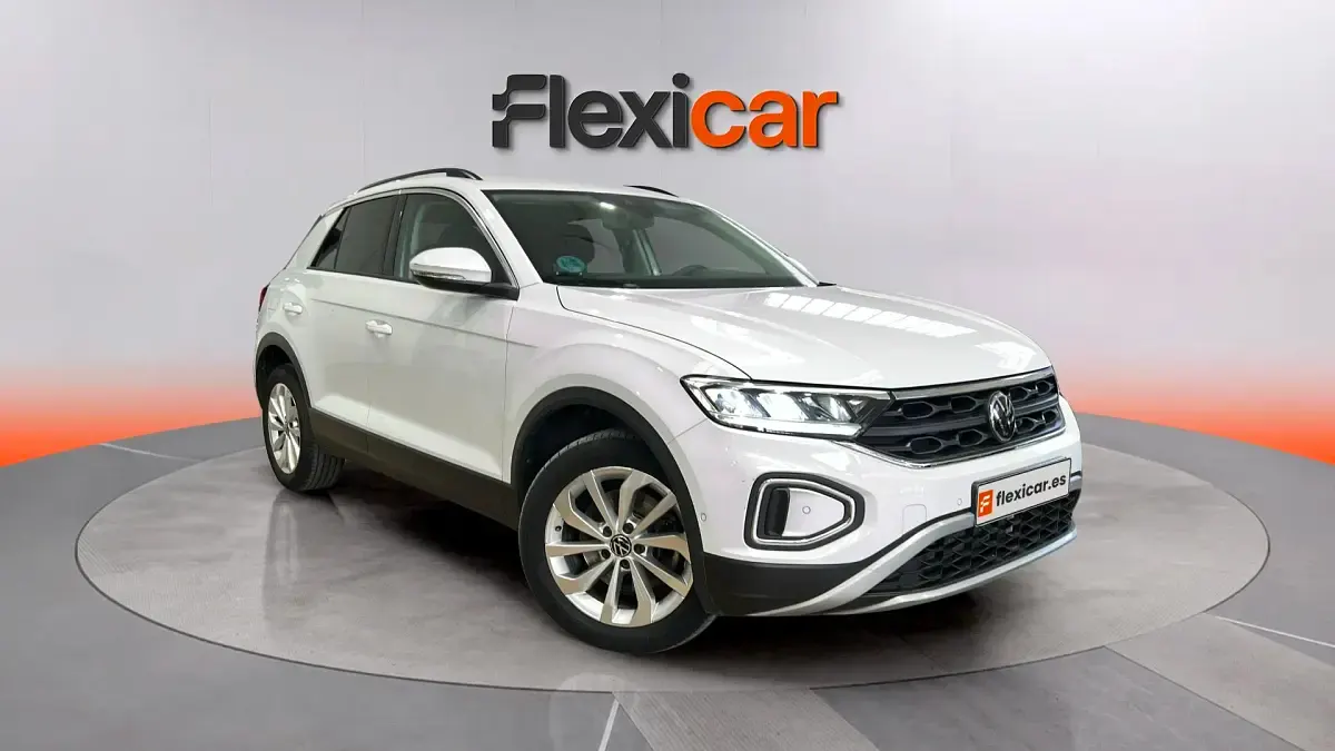Usado VW T-Roc Life 150 CV (110 kW) 2023 SUV
