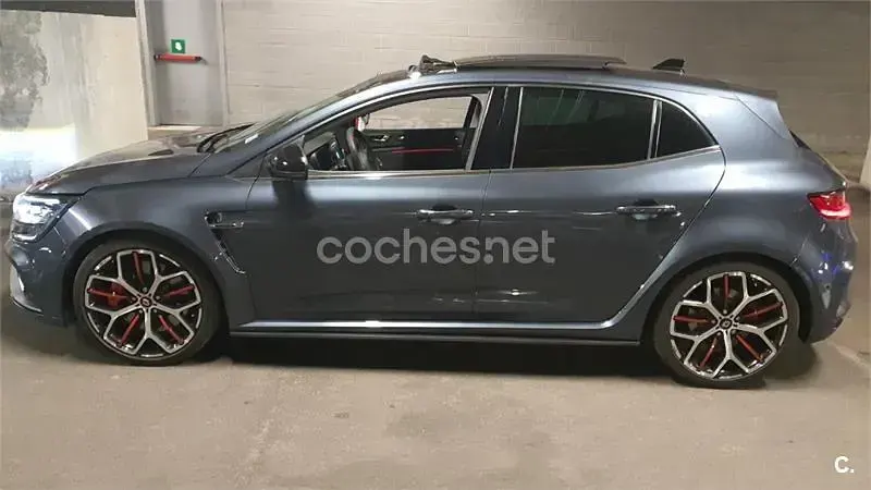 Usado Renault Mégane IV Trophy 300 CV (220 kW) 2019 Gris / plata Berlina