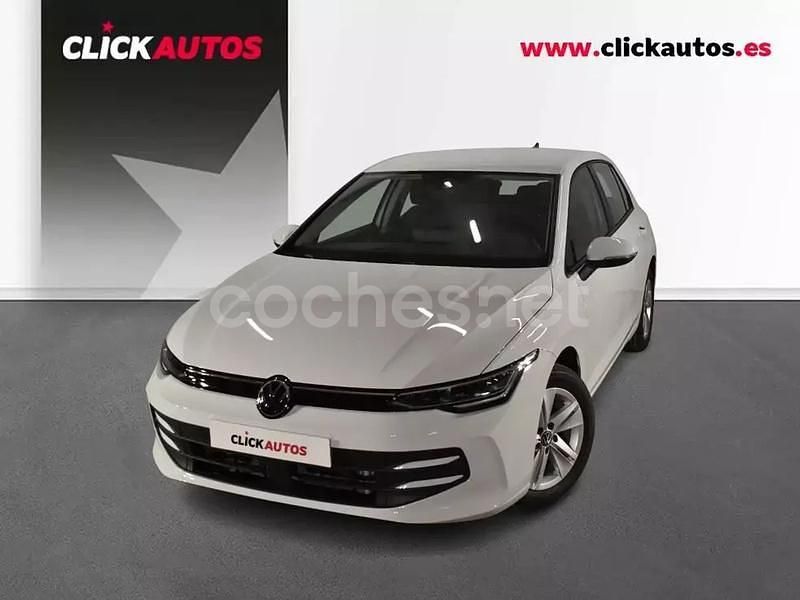 Blanco Usado 2025 VW Golf VIII Berlina | 28.900 € (Precio justo) - Imagen 1/4