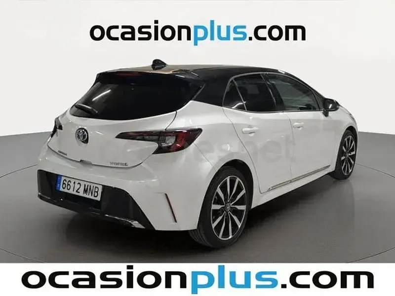 Usado Toyota Corolla Edition 140 CV (102 kW) 2024 Blanco Berlina