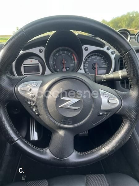 Usado Nissan 370Z Pack 328 CV (241 kW) 2012 Negro Descapotable
