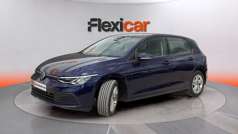 Usado VW Golf VII Life 131 CV (96 kW) 2021 Azul Utilitario