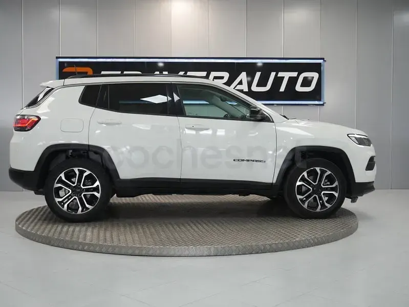 Usado Jeep Compass Limited 130 CV (95 kW) 2023 Blanco SUV