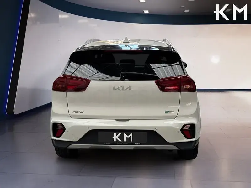 Usado Kia Niro 141 CV (103 kW) 2022 Blanco SUV