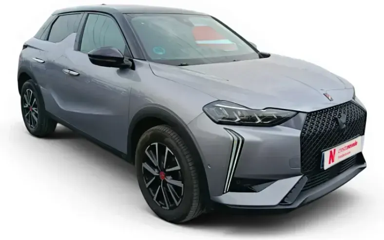 Usado DS Automobiles DS3 Crossback Performance 131 CV (96 kW) 2023 Gris / plata SUV