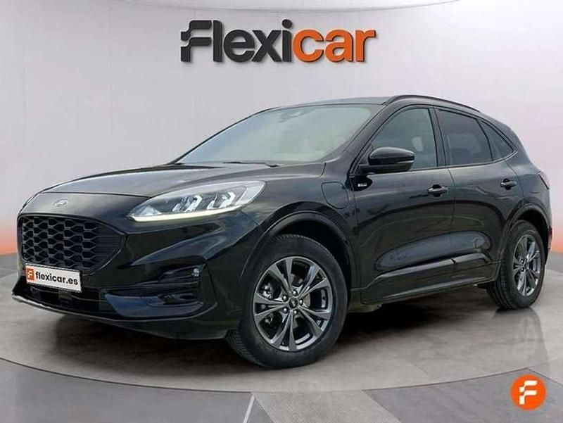 Usado Ford Kuga ST-Line 225 CV (165 kW) 2022 Negro SUV