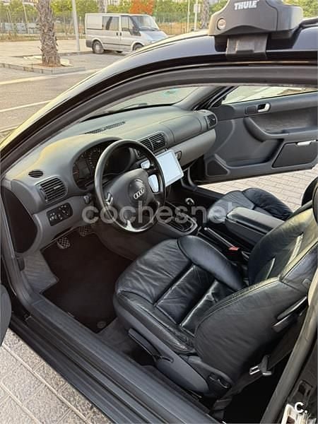 Usado Audi A3 Attraction 101 CV (74 kW) 1999 Negro Utilitario