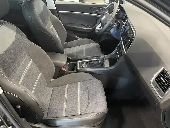 Usado Seat Ateca Xperience 150 CV (110 kW) 2023 Verde SUV