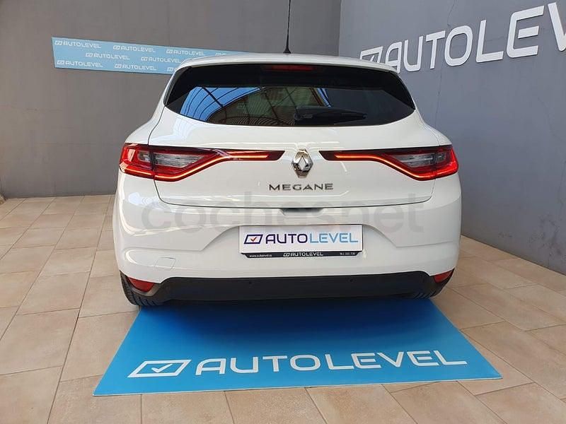 Usado Renault Mégane IV LIMITED 115 CV (84 kW) 2019 Blanco Berlina