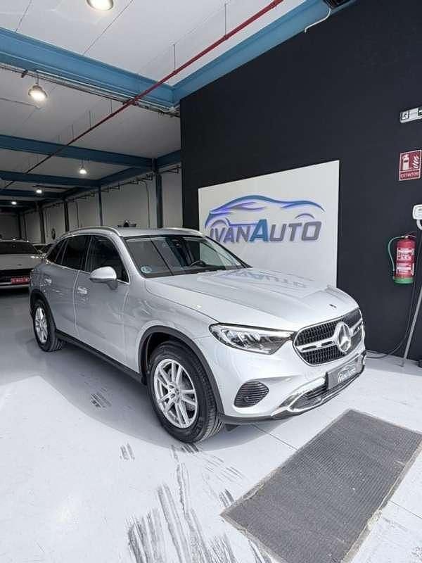 Plateado Usado 2023 Mercedes GLC200 SUV | 49.990 € (Precio justo) - Imagen 1/4