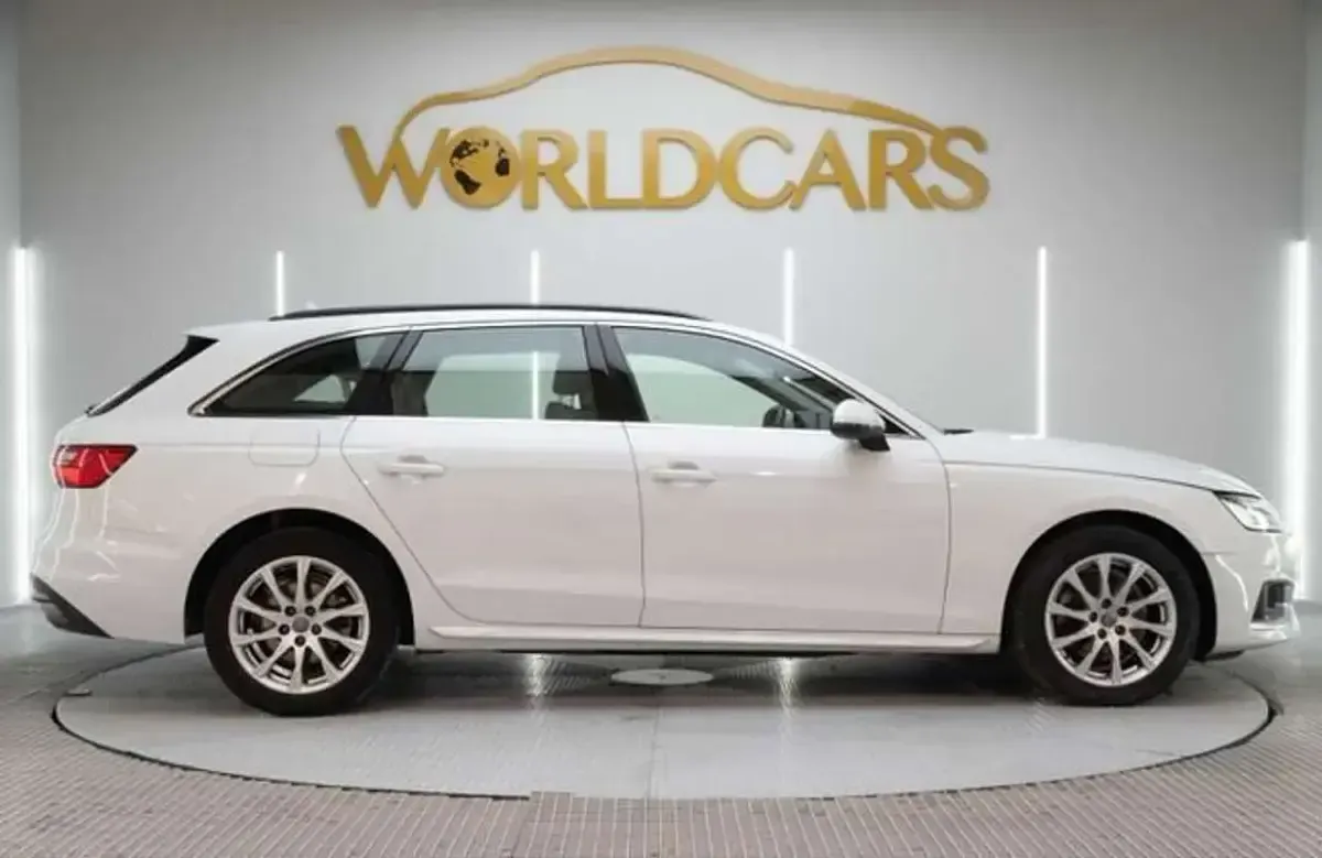 Usado Audi A4 Advanced Plus 163 CV (119 kW) 2019 Blanco Familiar