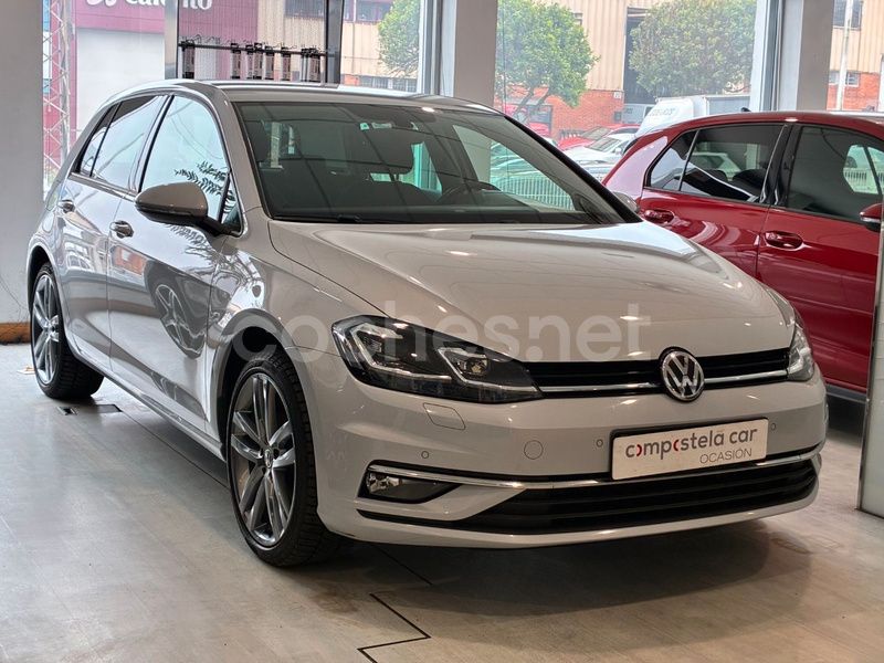 Blanco Usado 2018 VW Golf VII Sportline Berlina | 18.990 € (Precio justo) - Imagen 1/4