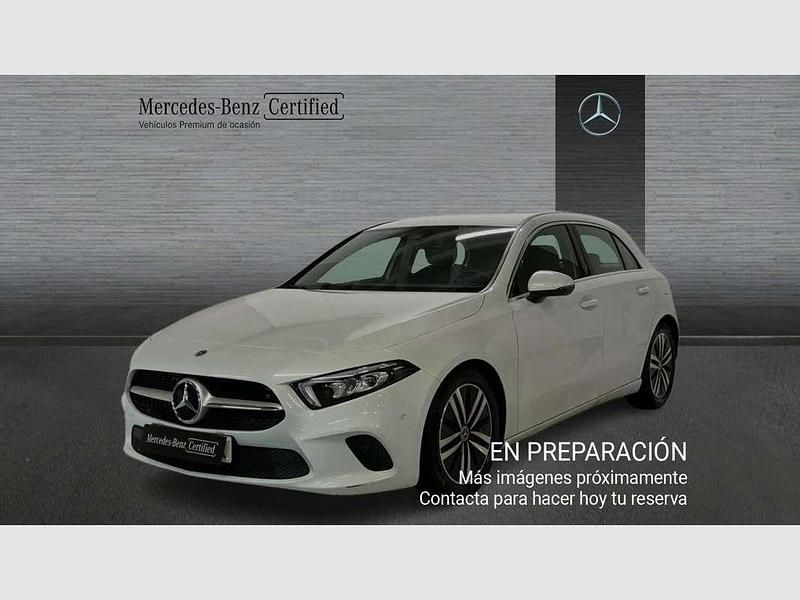 Blanco Usado 2021 Mercedes A180 Utilitario | 23.990 € (Buen precio) - Imagen 1/4