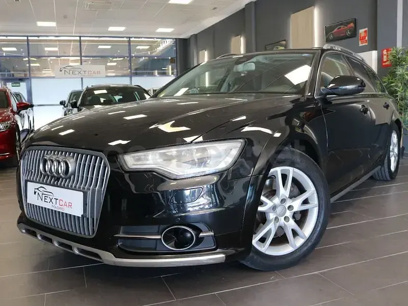 Usado Audi A6 Allroad Ambiente 245 CV (180 kW) 2013 Negro Familiar
