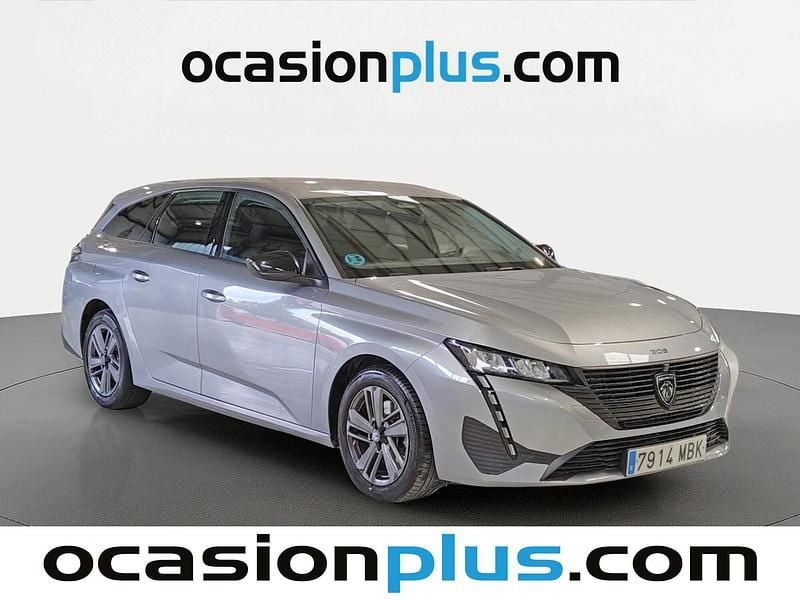 Usado Peugeot 308 Active 130 CV (95 kW) 2022 Gris / plata Familiar