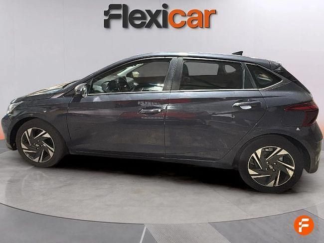 Usado Hyundai i20 84 CV (61 kW) 2021 Azul Berlina