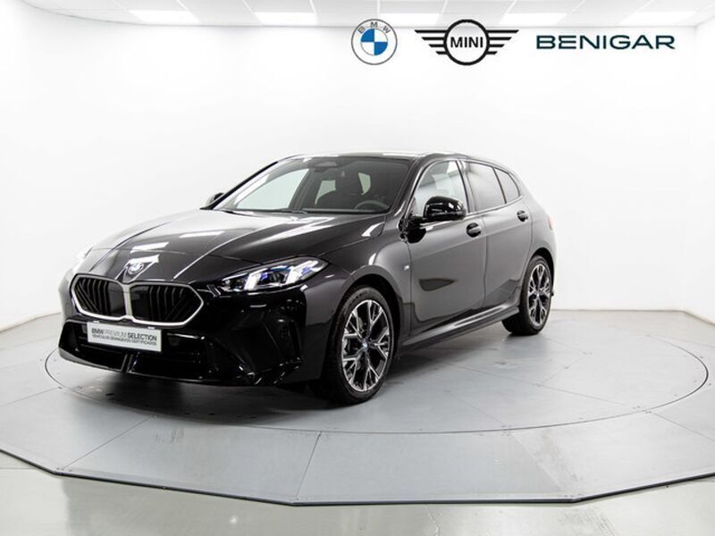 Negro Usado 2024 BMW 120 Comfort Edition Utilitario | 38.700 € (Super precio) - Imagen 1/4