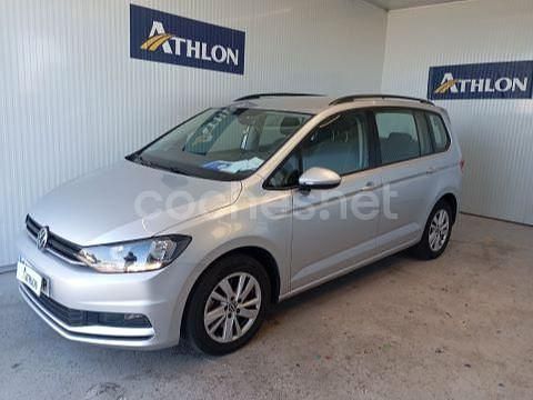 Gris / plata Usado 2022 VW Touran Business Monovolumen | 23.495 € (Buen precio) - Imagen 1/4