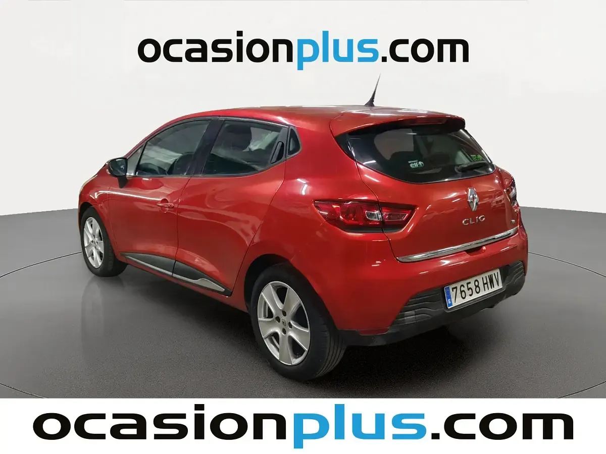 Usado Renault Clio Dynamique 90 CV (66 kW) 2014 Rojo Utilitario