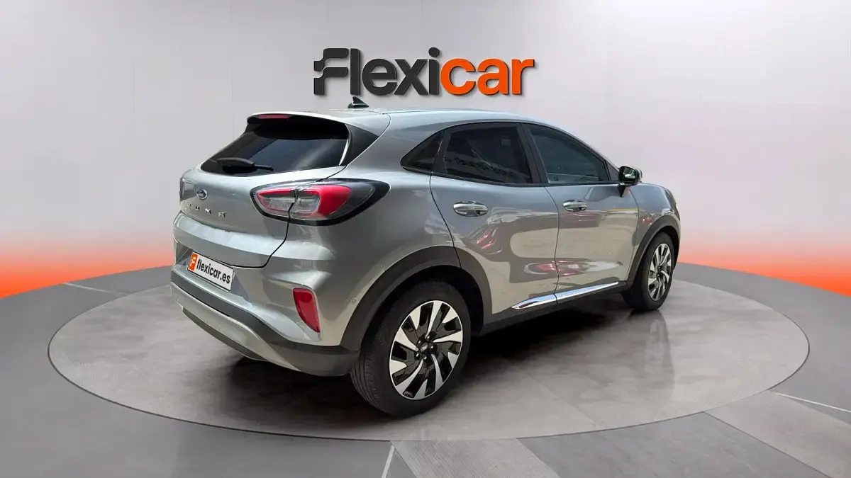 Usado Ford Puma Titanium 125 CV (91 kW) 2024 Gris SUV
