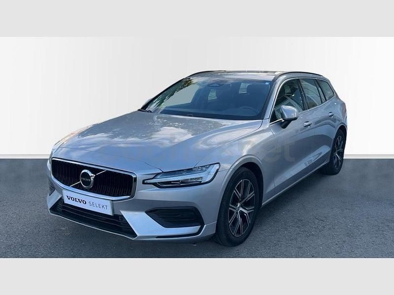 Gris / plata Usado 2025 Volvo V60 Core Familiar | 34.900 € (Super precio) - Imagen 1/4