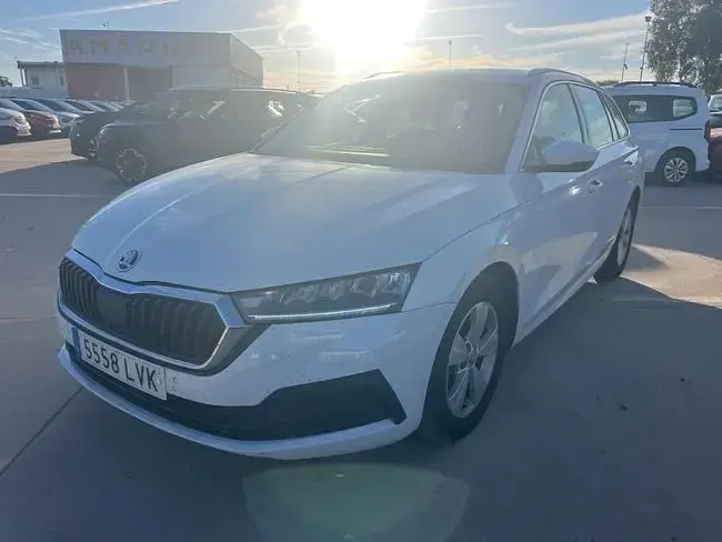 Occasion Skoda Octavia 110 ch (80 kW) 2022 Blanc Break