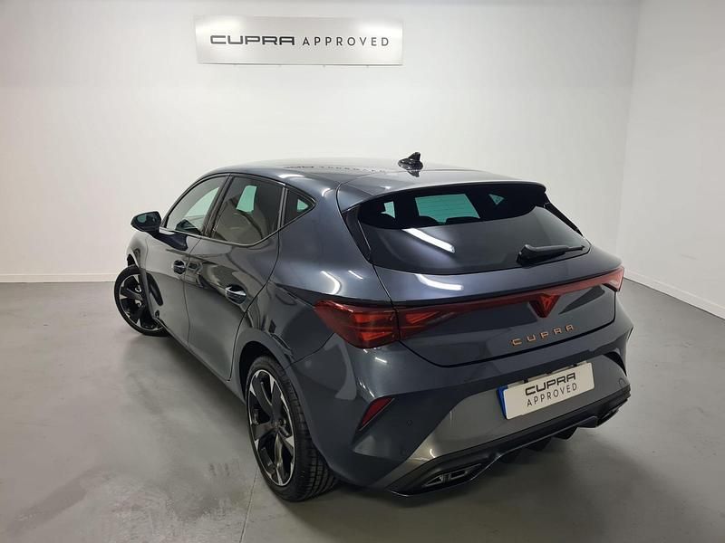 Usado Cupra Leon 150 CV (110 kW) 2024 Gris Utilitario