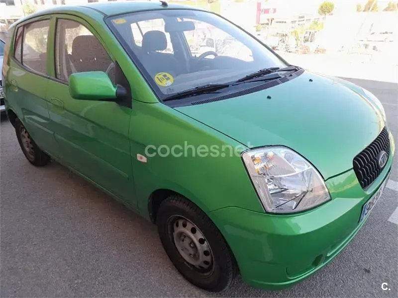 Usado Kia Picanto LX 61 CV (44 kW) 2005 Verde Utilitario