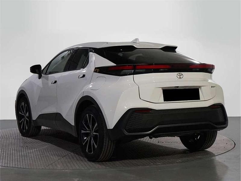 Usado Toyota C-HR Advance 140 CV (102 kW) 2025 SUV