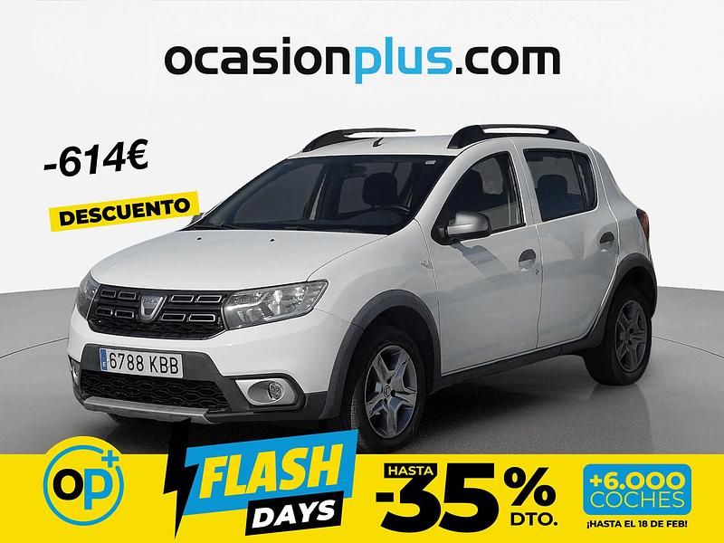 Usado Dacia Sandero Stepway 90 CV (66 kW) 2017 Blanco