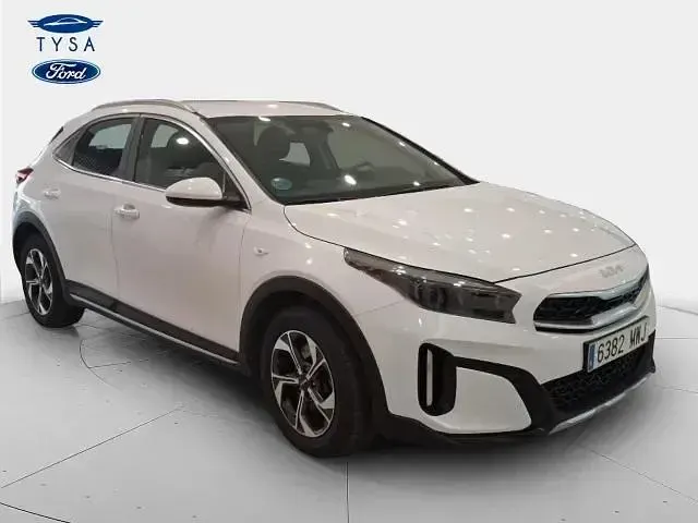 Usado Kia Ceed 101 CV (74 kW) 2024 Sedán Utilitario