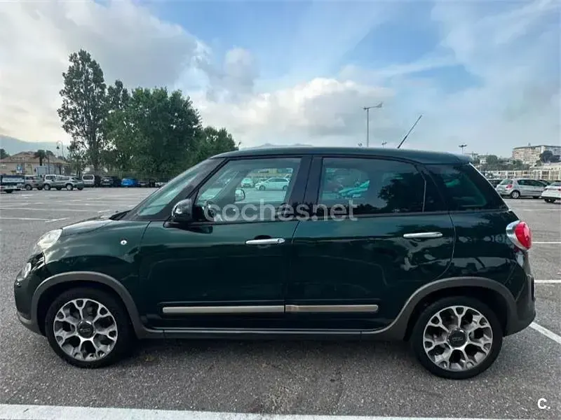 Usado Fiat 500L Trekking 105 CV (77 kW) 2013 Verde Monovolumen